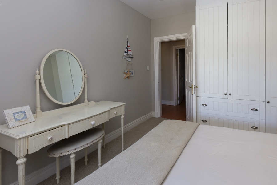 5 Bedroom Property for Sale in Kleinemonde Eastern Cape
